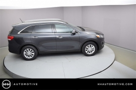 New 2018  Kia Sorento 4d SUV FWD LX V6 at Promax Motors near Davenport, IA
