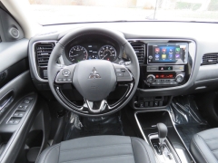 New 2019  Mitsubishi Outlander 4d SUV AWC SE at Promax Motors near Davenport, IA