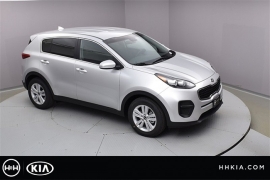 New 2018  Kia Sportage 4d SUV FWD LX at Promax Motors near Davenport, IA