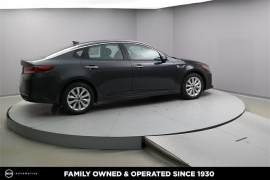 New 2018  Kia Optima 4d Sedan S at Promax Motors near Davenport, IA
