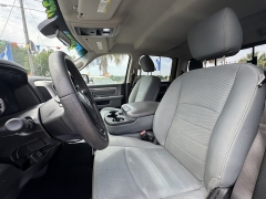 Used 2019  Ram 1500 Classic SLT 4x2 Crew Cab 6'4" Box at B&L Auto Sales near West Columbia&comma; SC