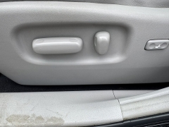 Used 2011  Toyota Highlander 4WD 4dr V6 &lpar;Natl&rpar; at B&L Auto Sales near West Columbia&comma; SC