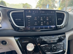 Used 2023  Chrysler Pacifica Touring L FWD at B&L Auto Sales near West Columbia&comma; SC