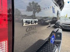 Used 2019  Ram 1500 Classic SLT 4x2 Crew Cab 6'4" Box at B&L Auto Sales near West Columbia&comma; SC