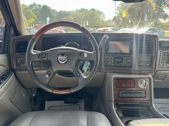Used 2005  Cadillac Escalade 4d SUV AWD at B&L Auto Sales near West Columbia&comma; SC
