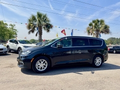Used 2023  Chrysler Pacifica Touring L FWD at B&L Auto Sales near West Columbia&comma; SC
