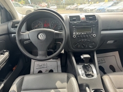 Used 2006  Volkswagen Jetta Sedan 4dr 2&period;5L at B&L Auto Sales near West Columbia&comma; SC