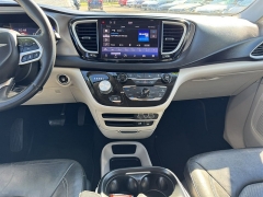 Used 2022  Chrysler Pacifica Touring L FWD at B&L Auto Sales near West Columbia&comma; SC