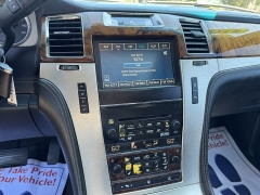 Used 2012  Cadillac Escalade 4d SUV AWD Platinum at B&L Auto Sales near West Columbia&comma; SC