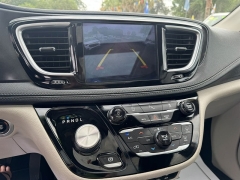 Used 2020  Chrysler Pacifica Limited FWD at B&L Auto Sales near West Columbia&comma; SC