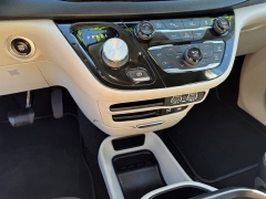 Used 2022  Chrysler Pacifica Touring L FWD at B&L Auto Sales near West Columbia&comma; SC