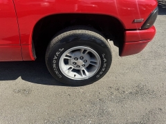 Used 1999  Dodge Dakota Club Cab 131" WB at B&L Auto Sales near West Columbia&comma; SC