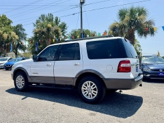 Used 2007  Ford Expedition 4WD 4dr XLT at B&L Auto Sales near West Columbia&comma; SC