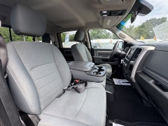 Used 2019  Ram 1500 Classic SLT 4x2 Crew Cab 6'4" Box at B&L Auto Sales near West Columbia&comma; SC