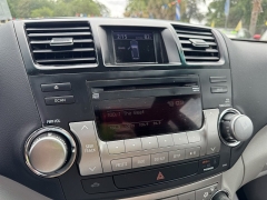 Used 2011  Toyota Highlander 4WD 4dr V6 &lpar;Natl&rpar; at B&L Auto Sales near West Columbia&comma; SC