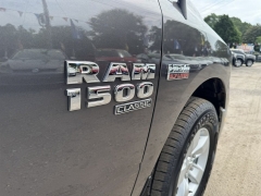 Used 2019  Ram 1500 Classic SLT 4x2 Crew Cab 6'4" Box at B&L Auto Sales near West Columbia&comma; SC