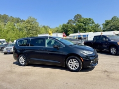 Used 2023  Chrysler Pacifica Touring L FWD at B&L Auto Sales near West Columbia&comma; SC