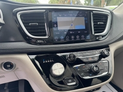 Used 2020  Chrysler Pacifica Limited FWD at B&L Auto Sales near West Columbia&comma; SC