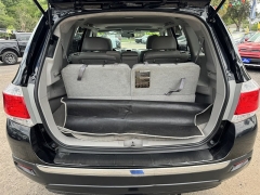 Used 2011  Toyota Highlander 4WD 4dr V6 &lpar;Natl&rpar; at B&L Auto Sales near West Columbia&comma; SC