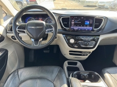 Used 2022  Chrysler Pacifica Touring L FWD at B&L Auto Sales near West Columbia&comma; SC