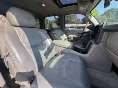 Used 2005  Cadillac Escalade 4d SUV AWD at B&L Auto Sales near West Columbia&comma; SC