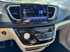 Used 2022  Chrysler Pacifica Touring L FWD at B&L Auto Sales near West Columbia&comma; SC