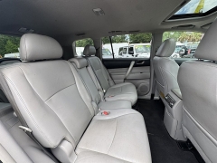 Used 2011  Toyota Highlander 4WD 4dr V6 &lpar;Natl&rpar; at B&L Auto Sales near West Columbia&comma; SC