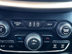 Used 2017  Jeep Cherokee Latitude 4x4 at Blackhawk Used Cars near Bettendorf, IA