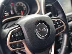 Used 2017  Jeep Cherokee Latitude 4x4 at Blackhawk Used Cars near Bettendorf, IA