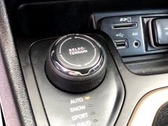 Used 2017  Jeep Cherokee Latitude 4x4 at Blackhawk Used Cars near Bettendorf, IA