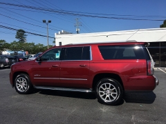 Used 2017  GMC Yukon XL 4d SUV 4WD Denali at Blackhawk Used Cars near Bettendorf, IA