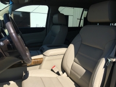 Used 2017  GMC Yukon XL 4d SUV 4WD Denali at Blackhawk Used Cars near Bettendorf, IA