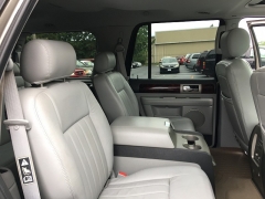 Used 2004  Lincoln Navigator 4dr 2WD at Blackhawk Used Cars near Bettendorf, IA