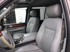 Used 2004  Lincoln Navigator 4dr 2WD at Blackhawk Used Cars near Bettendorf, IA