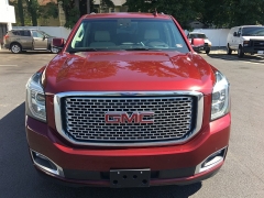 Used 2017  GMC Yukon XL 4d SUV 4WD Denali at Blackhawk Used Cars near Bettendorf, IA