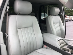 Used 2004  Lincoln Navigator 4dr 2WD at Blackhawk Used Cars near Bettendorf, IA