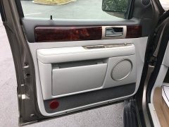 Used 2004  Lincoln Navigator 4dr 2WD at Blackhawk Used Cars near Bettendorf, IA