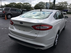 Used 2014  Ford Fusion 4d Sedan SE at Blackhawk Used Cars near Bettendorf, IA