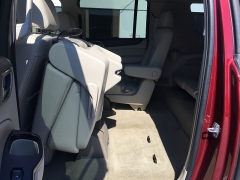 Used 2017  GMC Yukon XL 4d SUV 4WD Denali at Blackhawk Used Cars near Bettendorf, IA