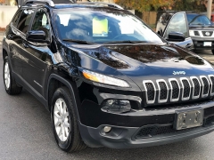 Used 2017  Jeep Cherokee Latitude 4x4 at Blackhawk Used Cars near Bettendorf, IA