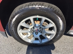 Used 2017  GMC Yukon XL 4d SUV 4WD Denali at Blackhawk Used Cars near Bettendorf, IA