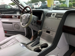 Used 2004  Lincoln Navigator 4dr 2WD at Blackhawk Used Cars near Bettendorf, IA