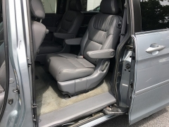 Used 2006  Honda Odyssey 5d Wagon EX-L at Blackhawk Used Cars near Bettendorf, IA