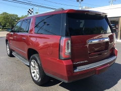 Used 2017  GMC Yukon XL 4d SUV 4WD Denali at Blackhawk Used Cars near Bettendorf, IA