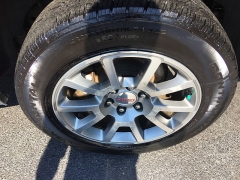 Used 2017  GMC Yukon XL 4d SUV 4WD Denali at Blackhawk Used Cars near Bettendorf, IA