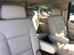 Used 2017  GMC Yukon XL 4d SUV 4WD Denali at Blackhawk Used Cars near Bettendorf, IA