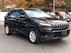 Used 2017  Jeep Cherokee Latitude 4x4 at Blackhawk Used Cars near Bettendorf, IA