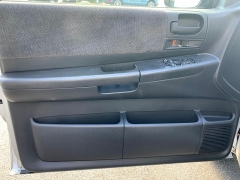 Used 2003  Dodge Dakota 2dr Club Cab 131" WB SLT at Blackhawk Used Cars near Bettendorf, IA