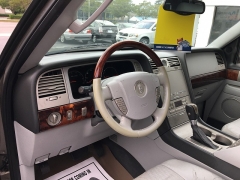 Used 2004  Lincoln Navigator 4dr 2WD at Blackhawk Used Cars near Bettendorf, IA