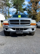 Used 2003  Dodge Dakota 2dr Club Cab 131" WB SLT at Blackhawk Used Cars near Bettendorf, IA